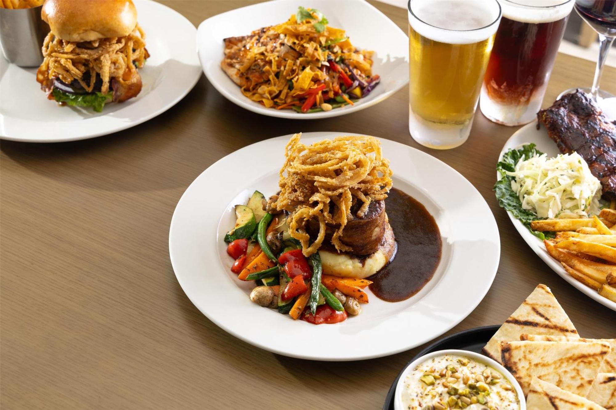 Doubletree By Hilton เวสต์ เคโลว์นา ภายนอก รูปภาพ