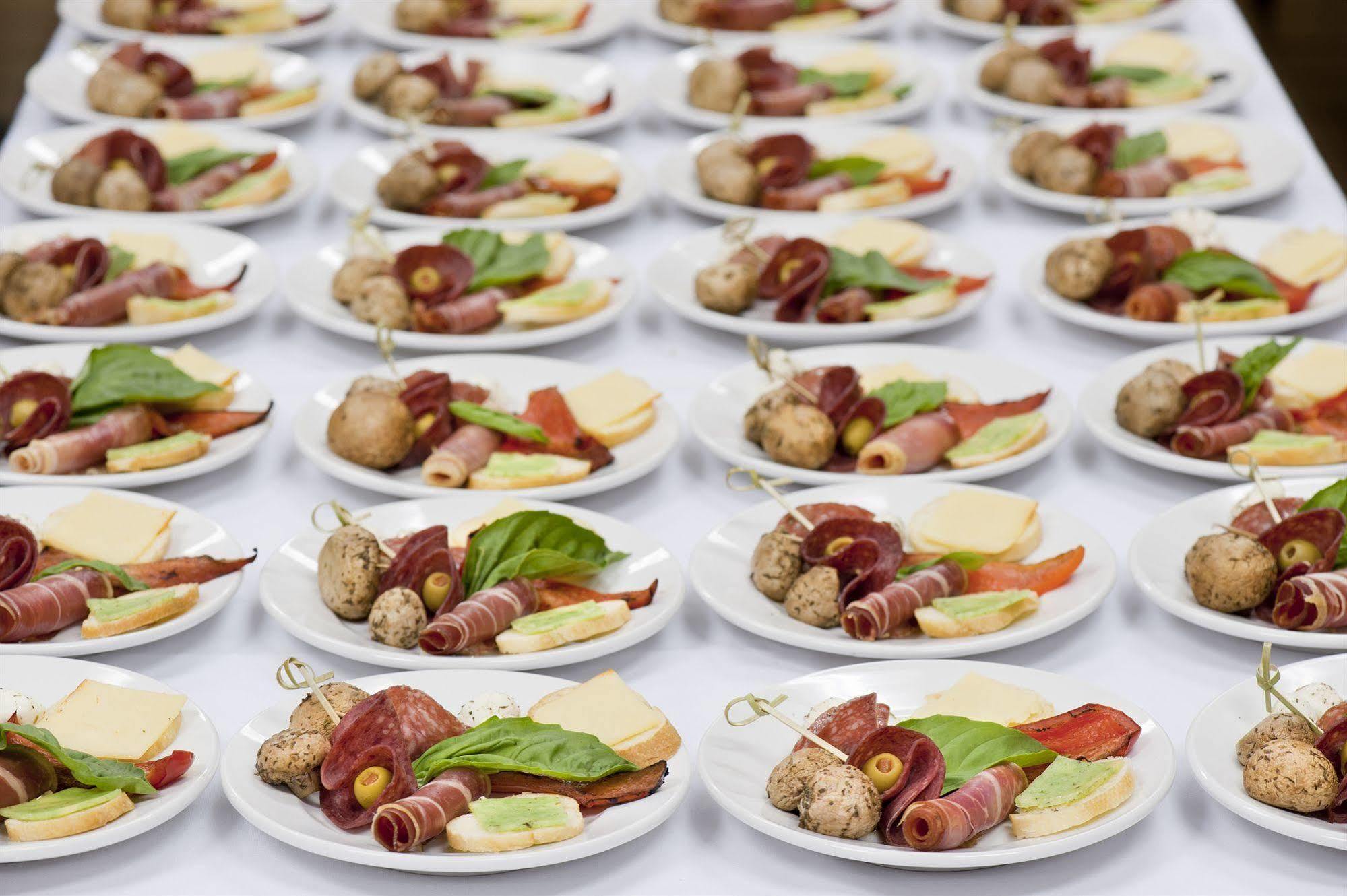 Doubletree By Hilton เวสต์ เคโลว์นา ภายนอก รูปภาพ